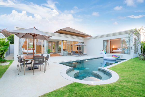 Pool Deck Pouring in Brighton