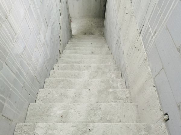 Step Pouring in Brighton